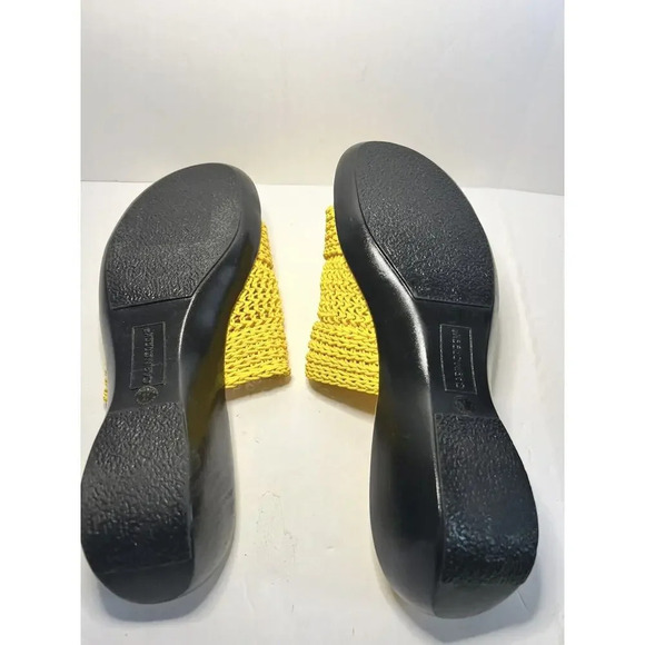 Cabin Creek Yellow Mesh Slide On Sandals NEW SZ 6M - Picture 6 of 7